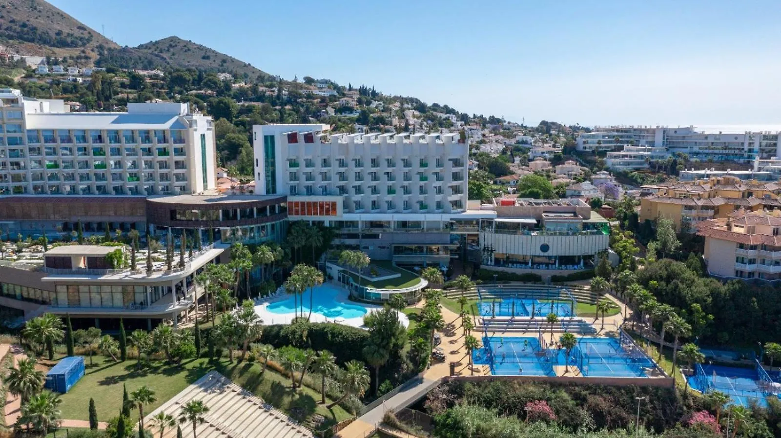 Panorama Top Floor Apartment In Higueron Fuengirola